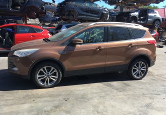 Usa stanga fata Ford Kuga Titanium 4X4 2.0 TDCI an-2014