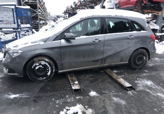 USA STANGA FATA Mercedes B Class 180 W246 Cutie Automata 1.8 Diesel An 2013