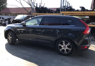 USA STANGA FATA VOLVO XC-60 SUV ;2.0 DIESEL; AN-2012 CUTIE AUTOMATA KM-172.000
