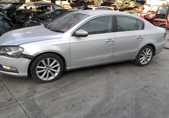 Usa stanga fata Vw Passat B7 Sedan An 2014 Motor 2.0 TDI Tip CFFB 