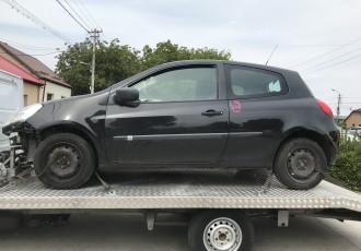 USA STANGA RENAULT CLIO 3 DIMAMIC / 3 USI 1.2 BENZINA; AN 2011