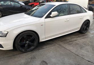 Usa stanga spate Audi A4 B8 Limuzina FACELIFT An 2012 Motor 2.0 TDI CGLC