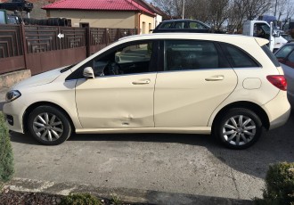 Usa stanga spate Mercedes B Class W246 Cutie Automata 1.5 Diesel An 2015