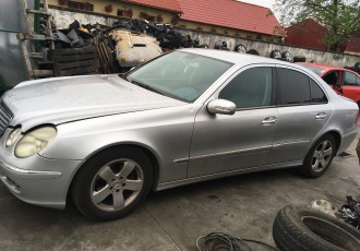 Usa stanga spate Mercedes E Class E280CDI Limuzina W211 an- 2005 Blueefficiency	