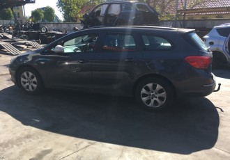 USA STANGA SPATE Opel Astra J ECOFLEX COMBI Motor 1.7 CDTI An Fabricatie 2014