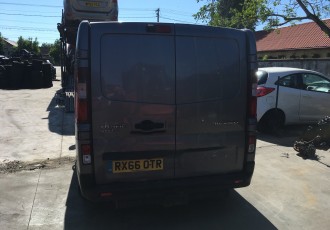 USA STANGA SPATE RENAULT TRAFIC AN-2017 1.6 DIESEL KM-250.000