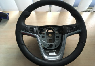 Volan din piele cu comenzi Opel Zafira C cod: 13351029